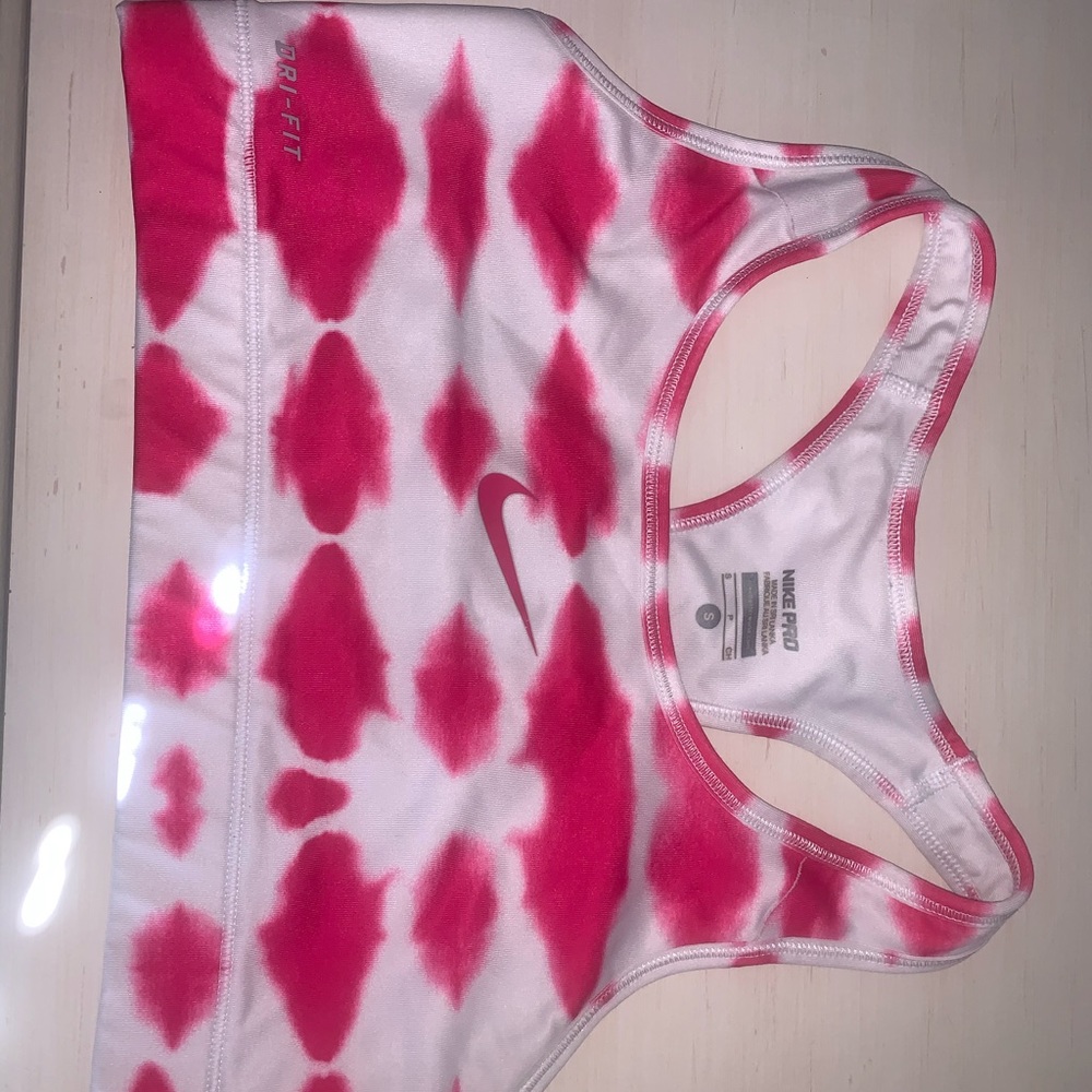 Nike Pro Sports Bra